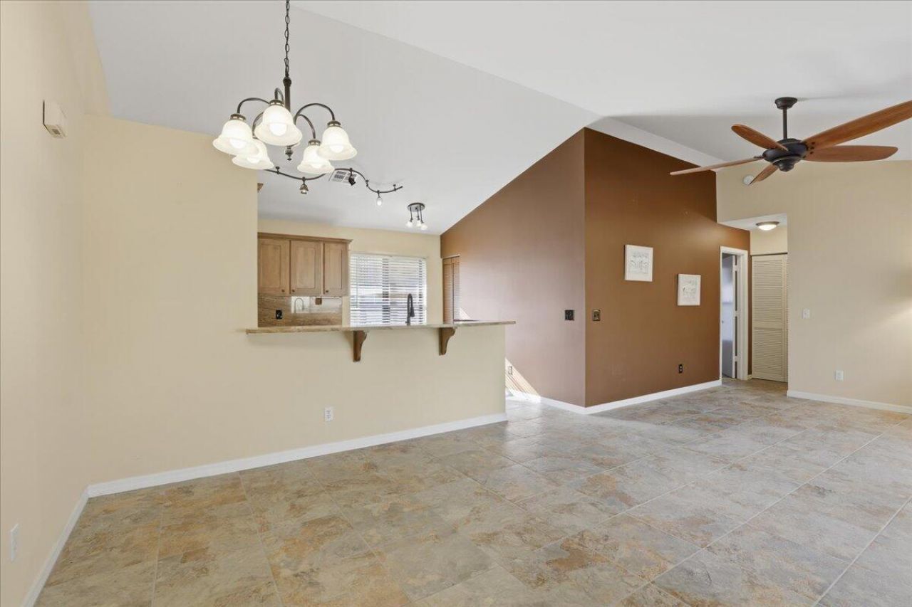 6285 N Mirror Lake Drive, Unit 6285, Sebastian, FL 32958 Photo