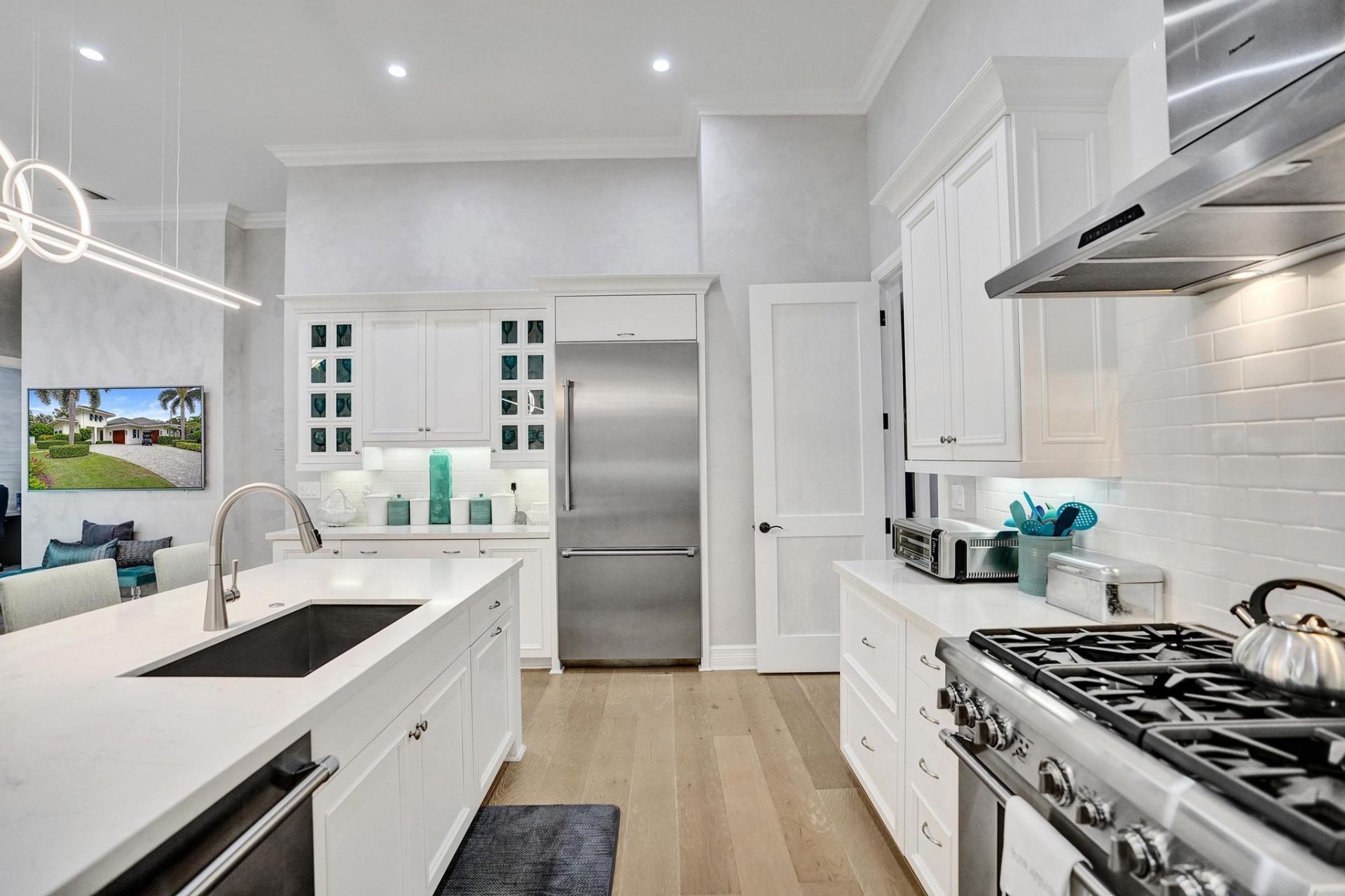 2590 Estates Drive, North Palm Beach, FL 33408 Photo