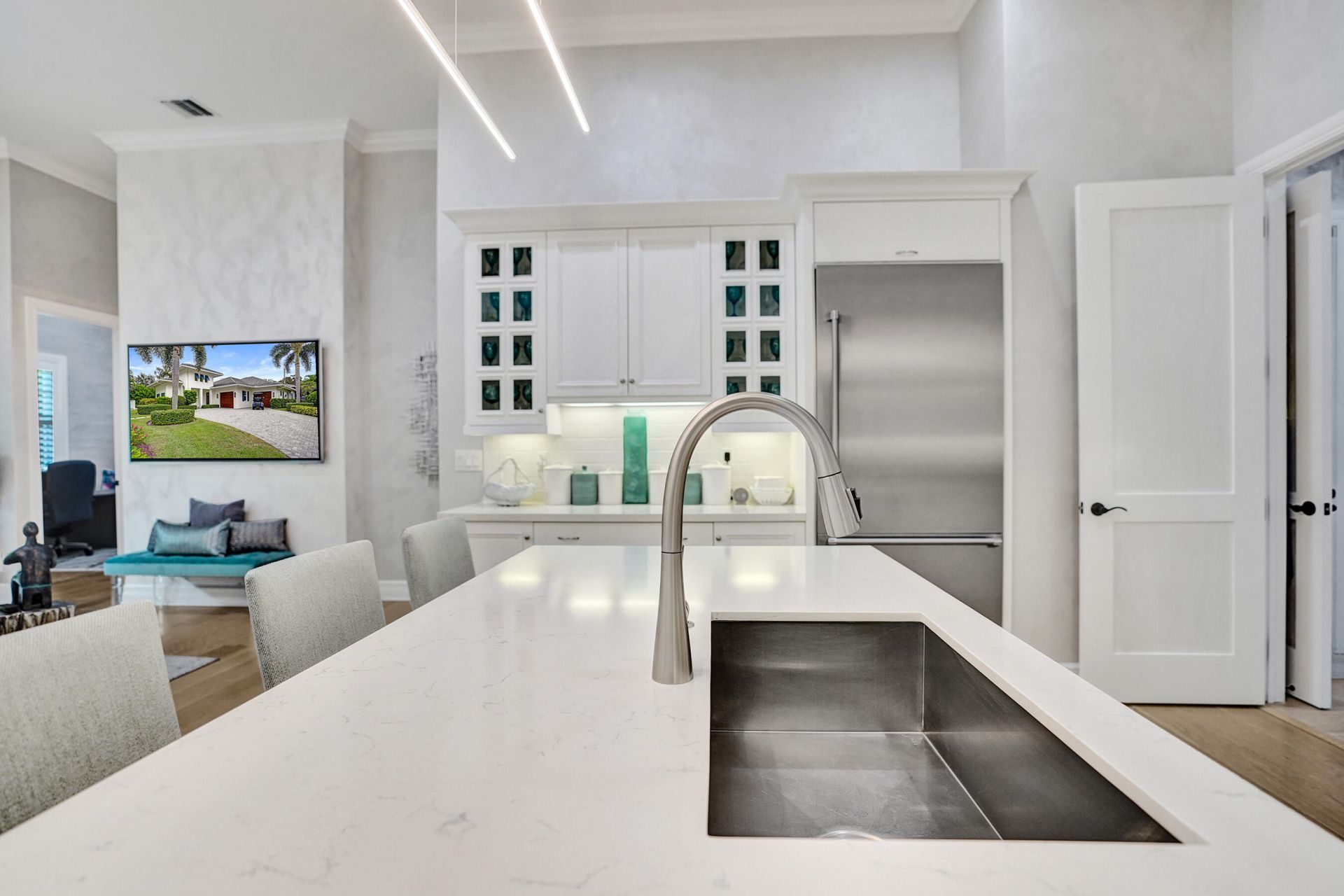 2590 Estates Drive, North Palm Beach, FL 33408 Photo