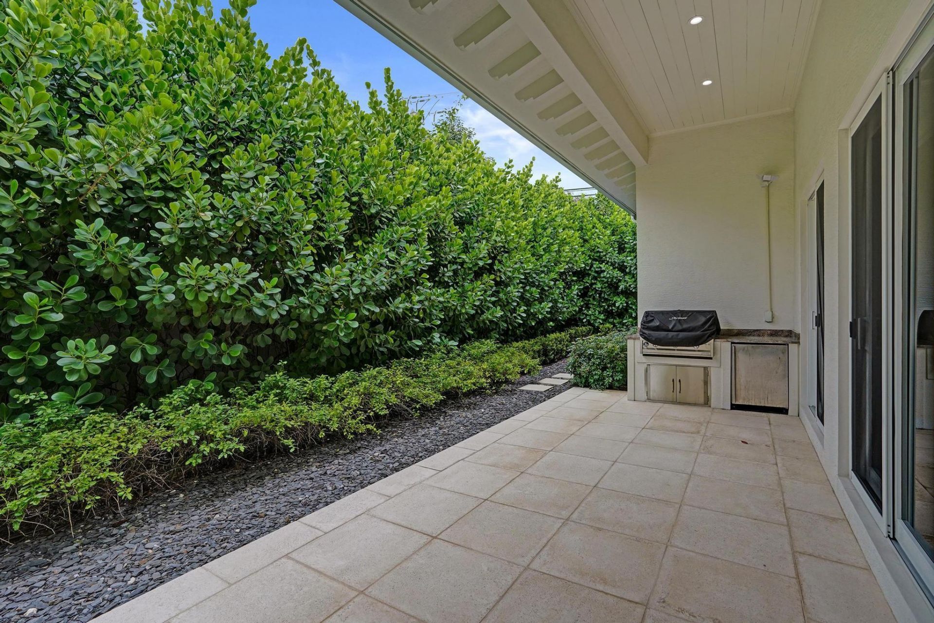 2590 Estates Drive, North Palm Beach, FL 33410 Photo