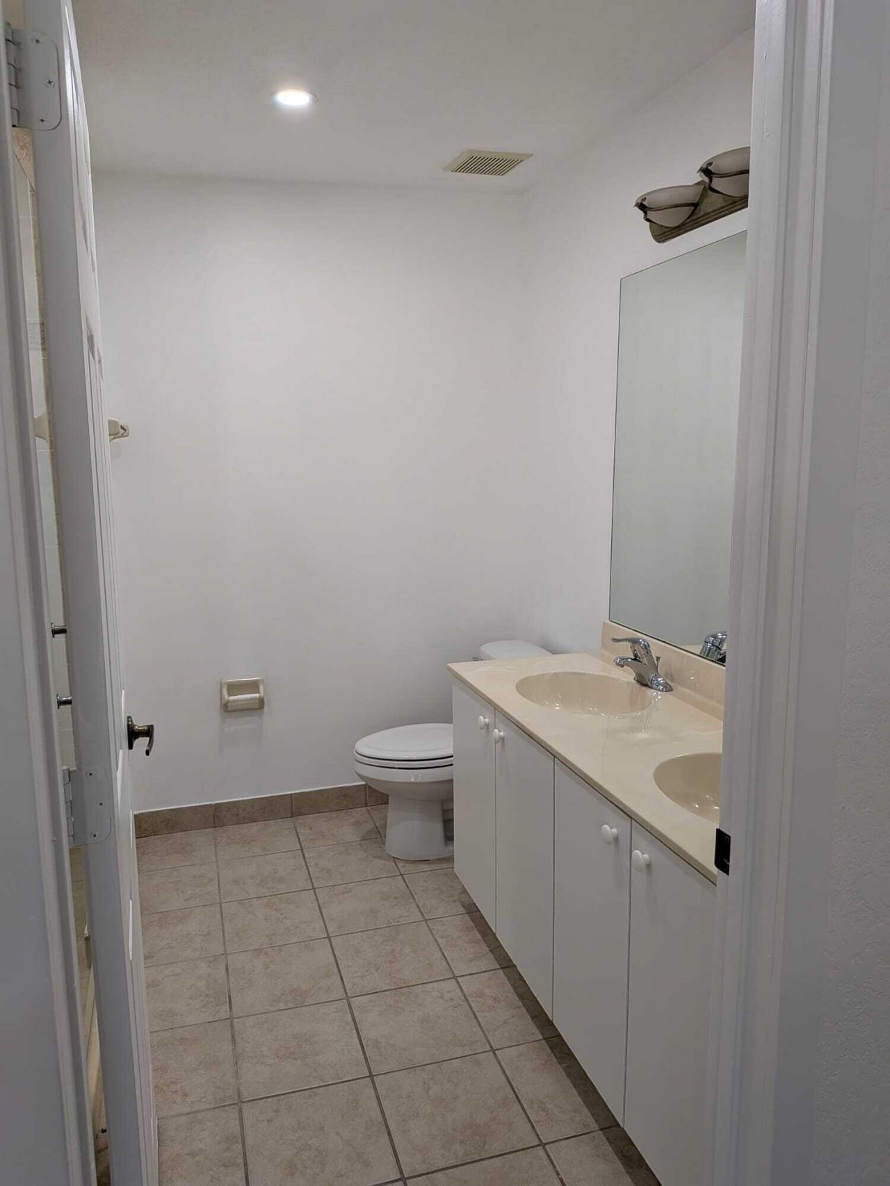 6333 Landings Way, Unit 6333, Tamarac, FL 33321 Photo