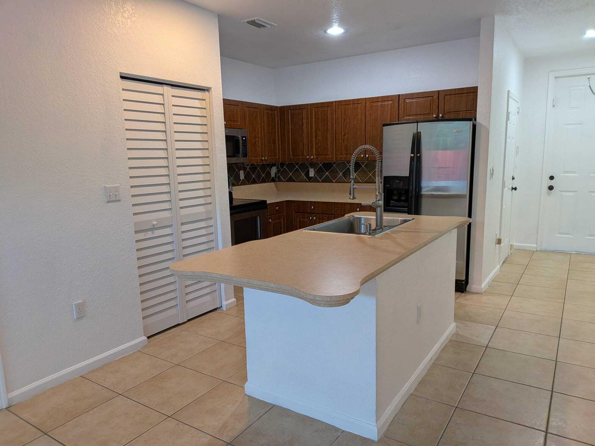 6333 Landings Way, Unit 6333, Tamarac, FL 33321 Photo