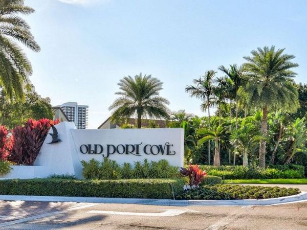 1200 Marine Way, Unit 202, North Palm Beach, FL 33408