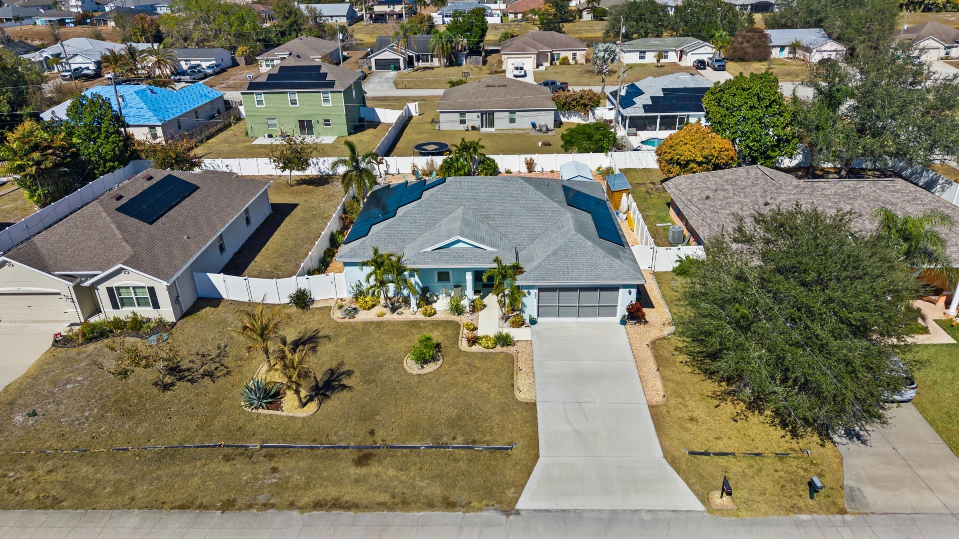 393 SW Alcan Drive, Port Saint Lucie, FL 34953 Photo