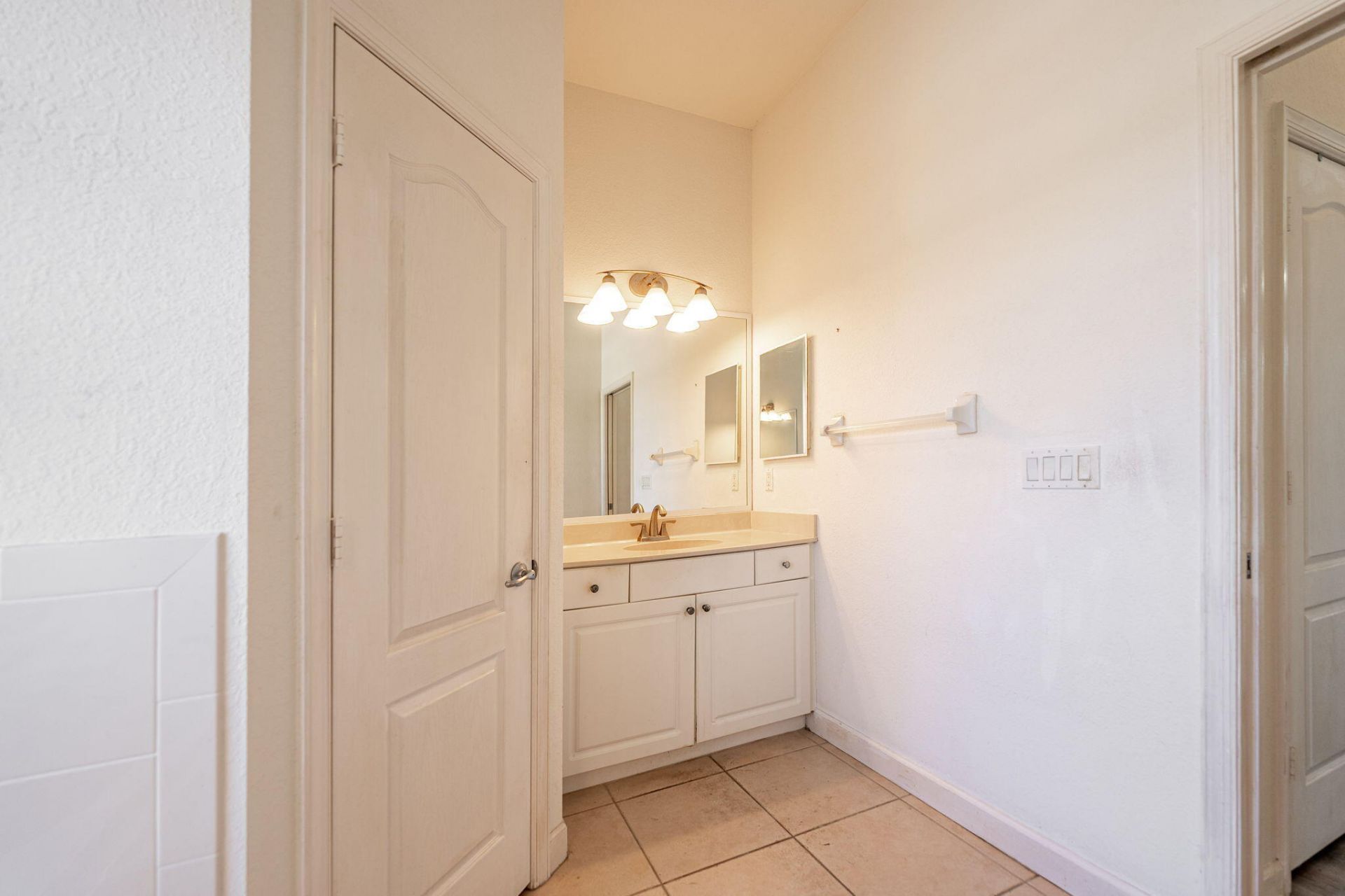 2332 SE Maslan Avenue, Port Saint Lucie, FL 34952 Photo