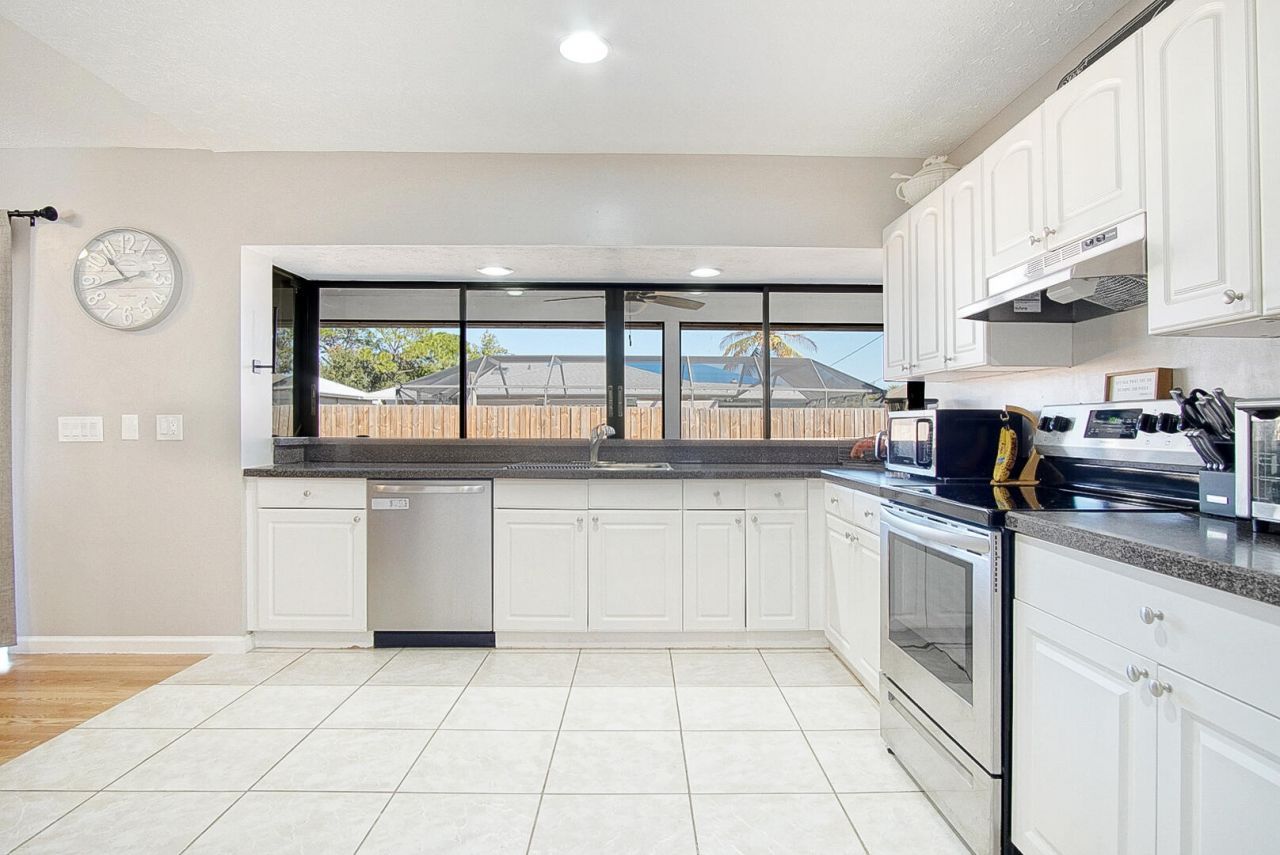 1229 SW Malaga Avenue, Port Saint Lucie, FL 34953 Photo