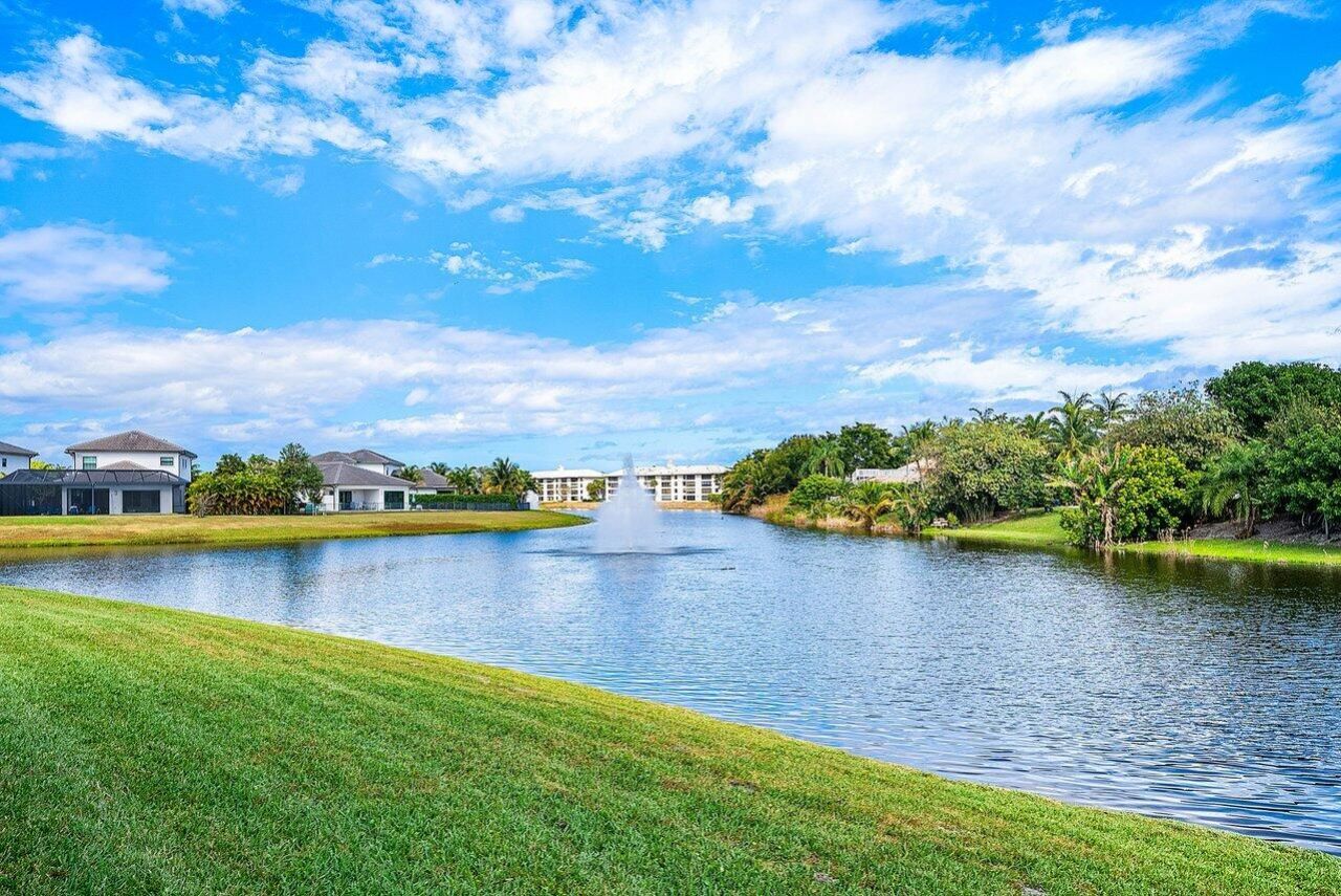3019 Gin Berry Way, West Palm Beach, FL 33401 Photo