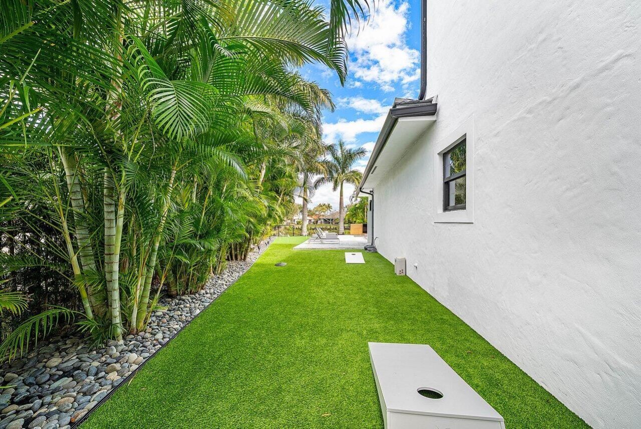 3019 Gin Berry Way, West Palm Beach, FL 33401 Photo