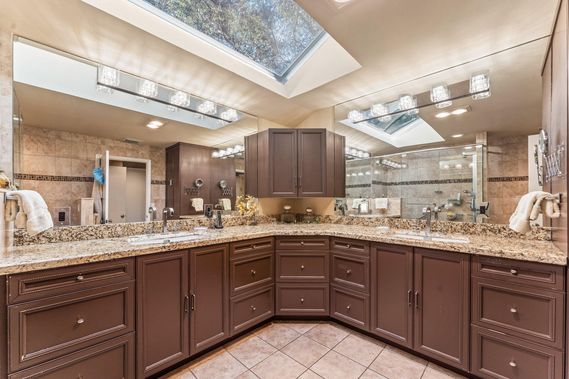 39 Hampshire Lane, Boynton Beach, FL 33436 Photo