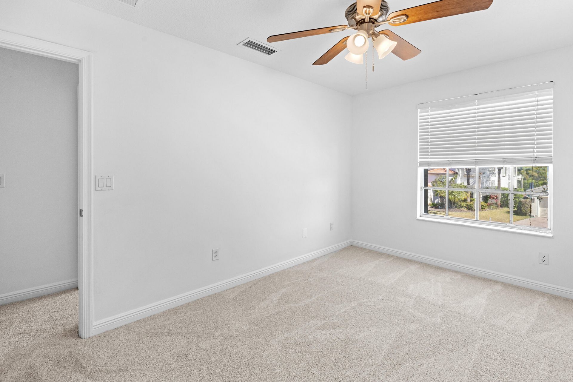 2705 Pienza Circle, Royal Palm Beach, FL 33411 Photo