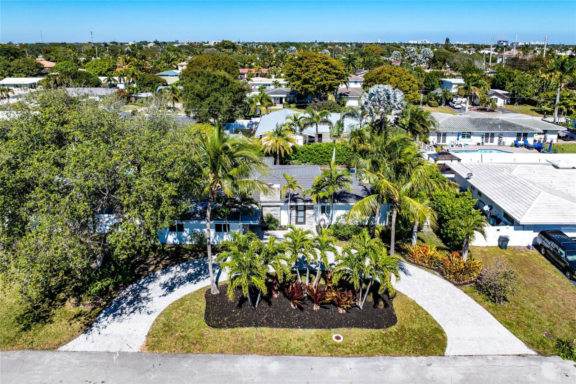 2233 NE 30th Ct, Lighthouse Point, FL 33064 Photo