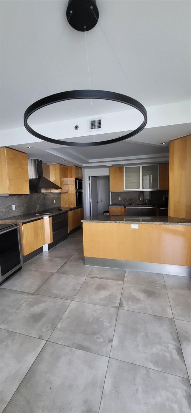 2600 Island Boulevard, Unit 1603, Aventura, FL 33160 Photo