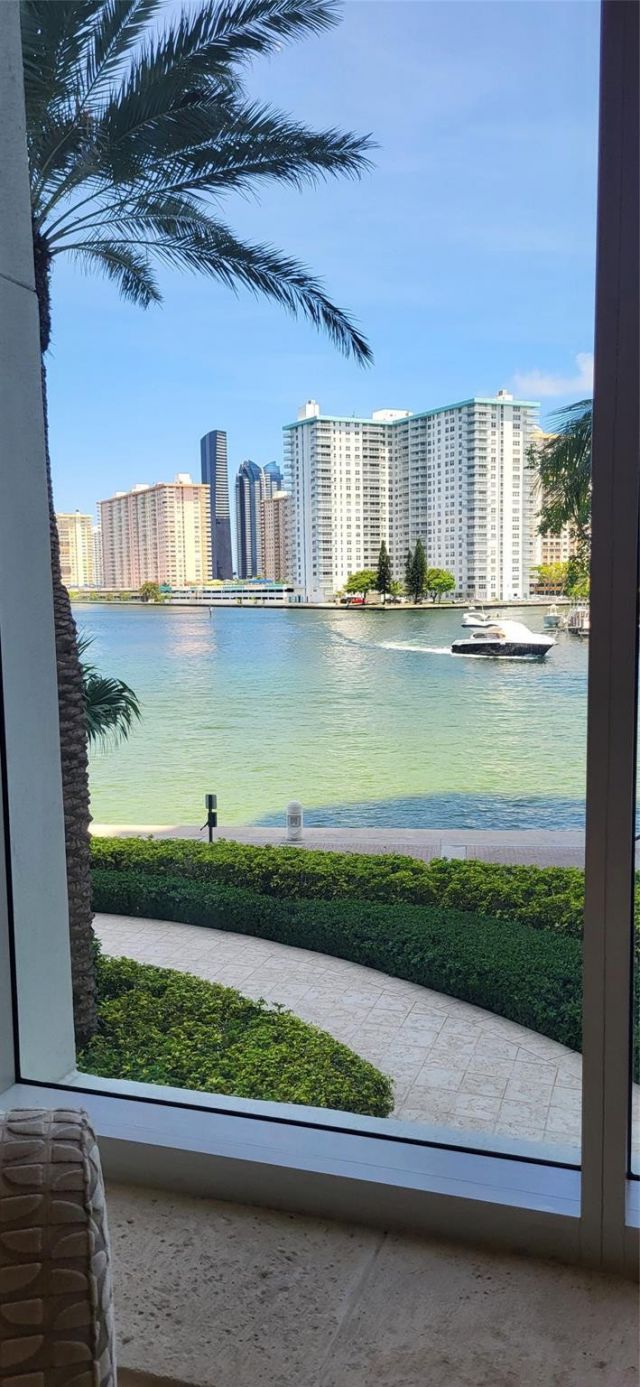 2600 Island Boulevard, Unit 1603, Aventura, FL 33160 Photo