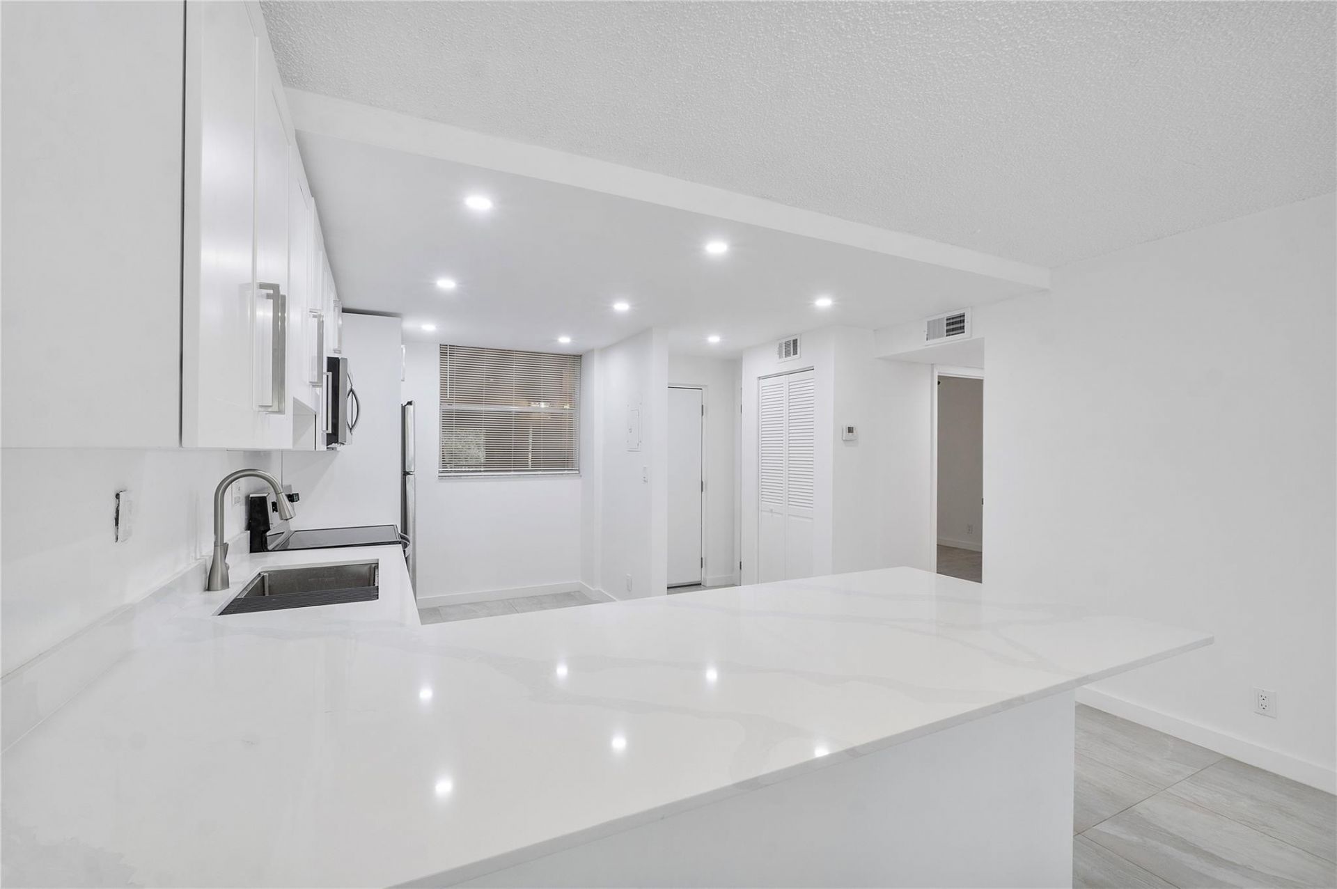 3751 Environ Boulevard, Unit 243, Lauderhill, FL 33319 Photo