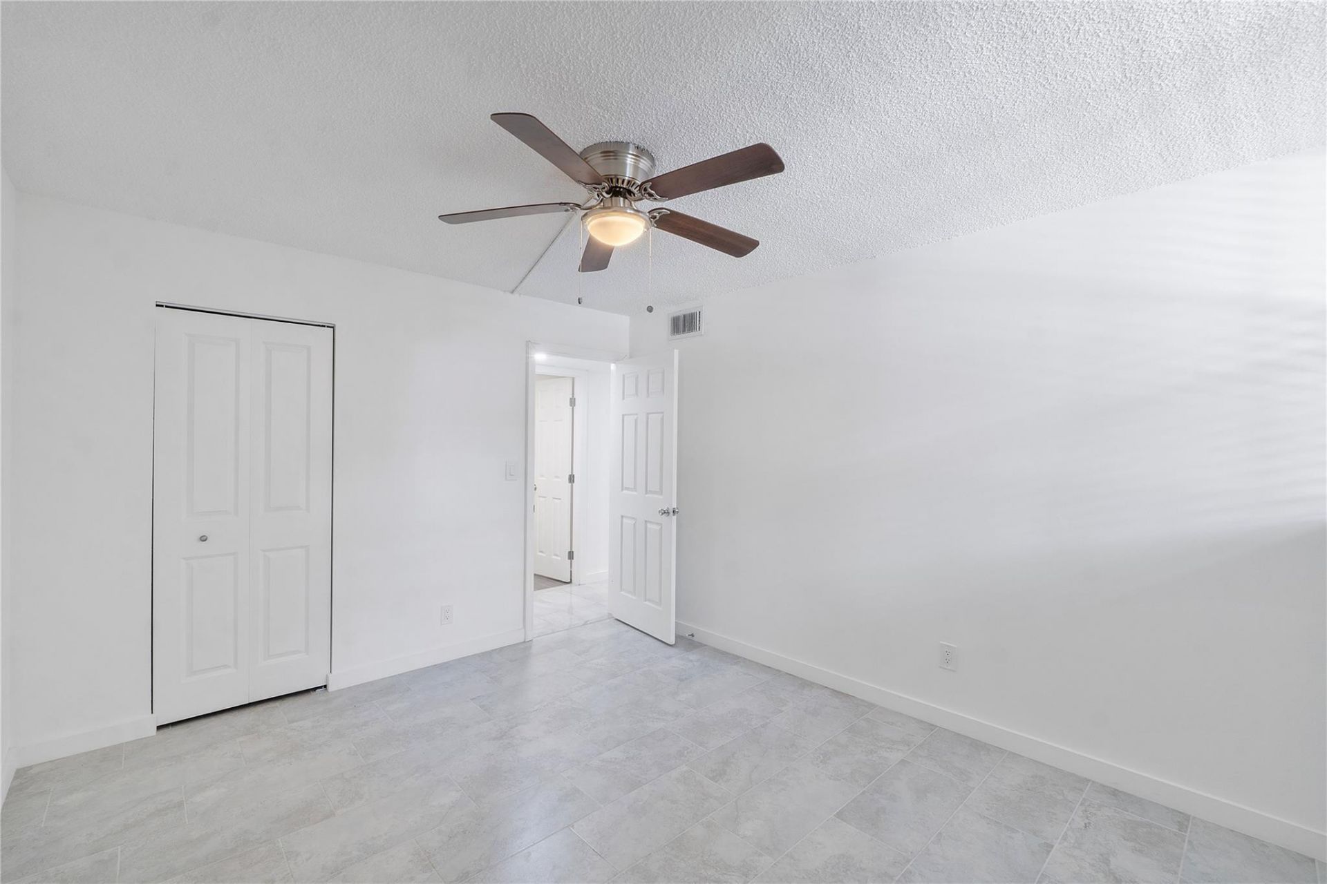 3751 Environ Boulevard, Unit 243, Lauderhill, FL 33319 Photo