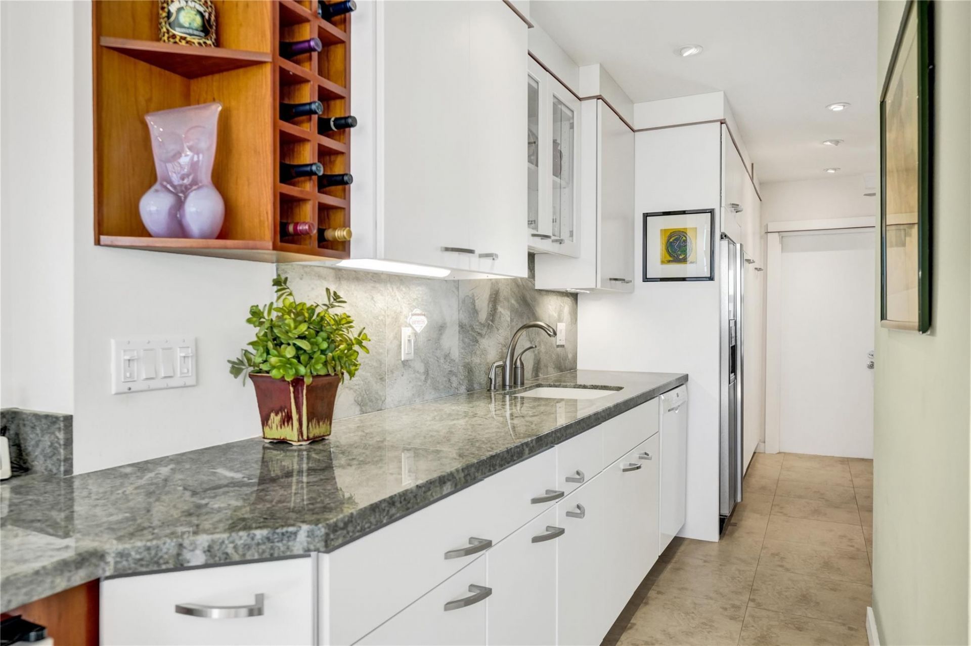 3100 NE 48th St, Unit 713, Fort Lauderdale, FL 33308 Photo