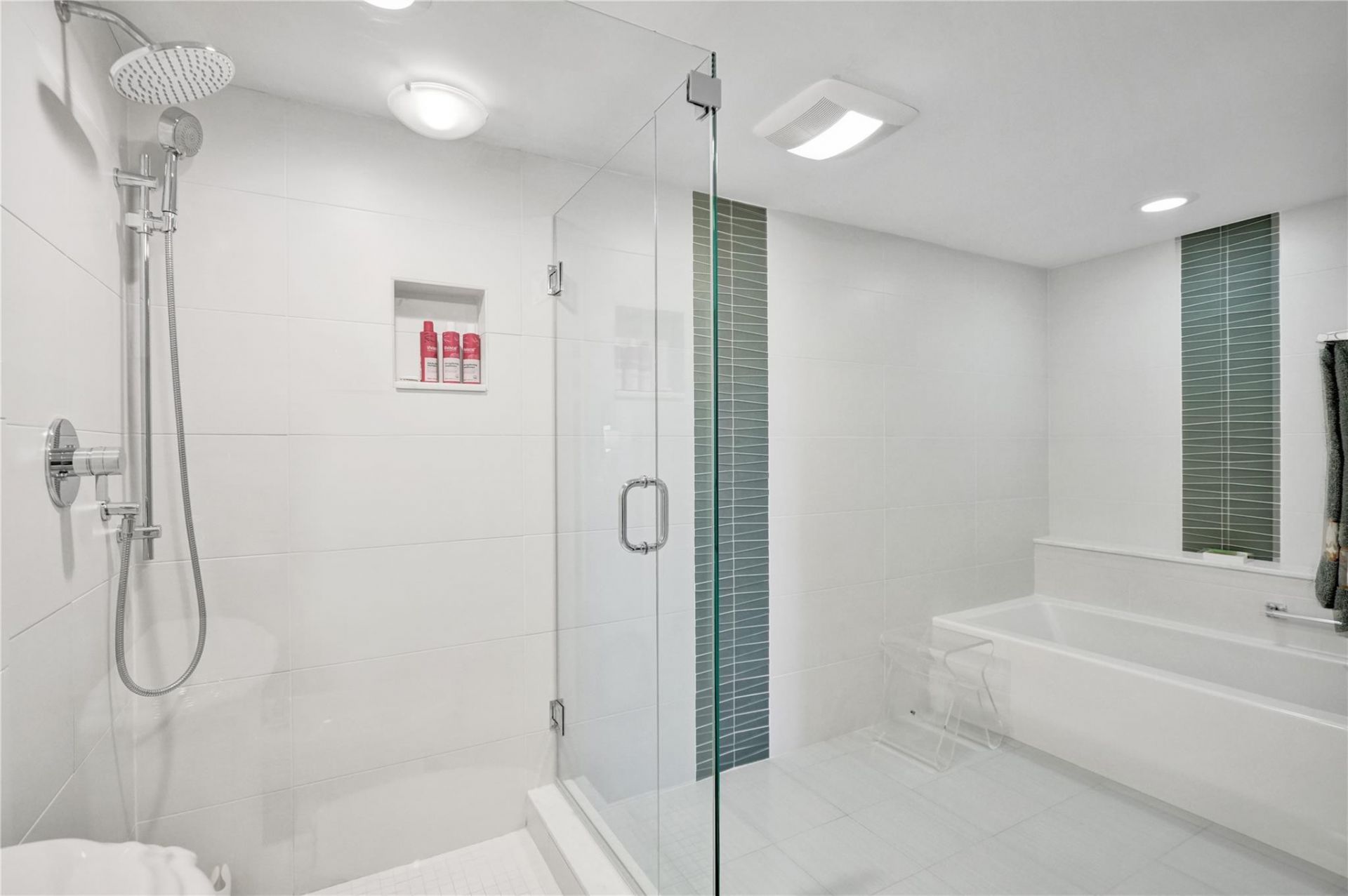 3100 NE 48th St, Unit 713, Fort Lauderdale, FL 33308 Photo