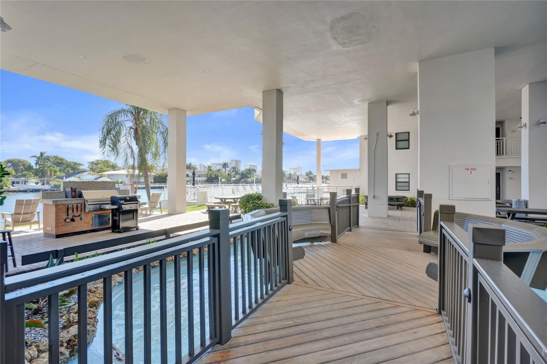 3100 NE 48th St, Unit 713, Fort Lauderdale, FL 33308 Photo