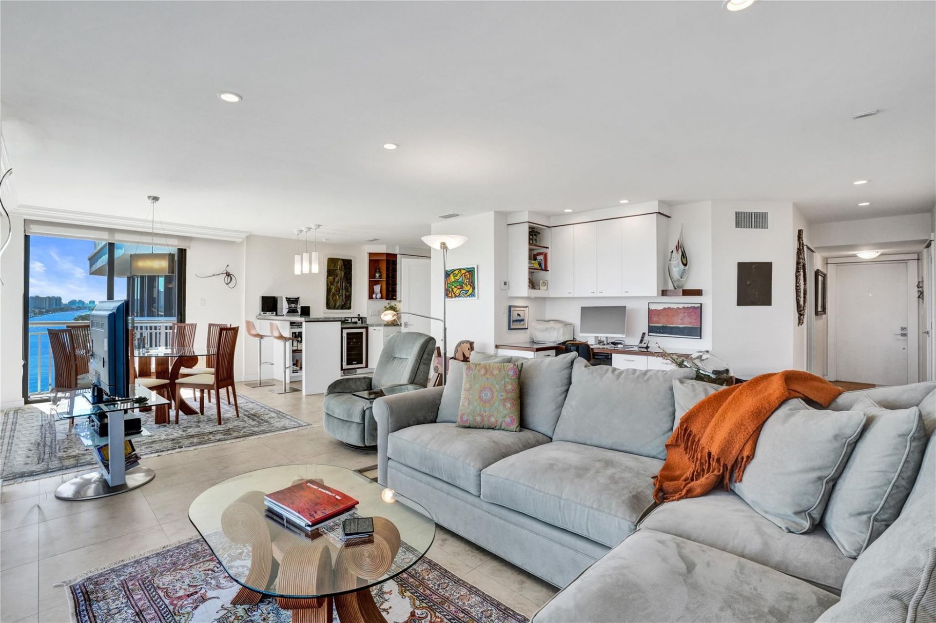 3100 NE 48th St, Unit 713, Fort Lauderdale, FL 33308 Photo