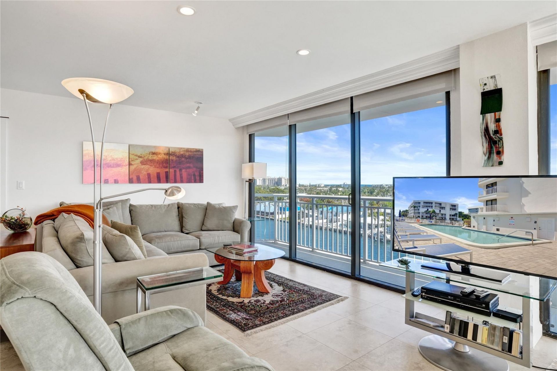 3100 NE 48th St, Unit 713, Fort Lauderdale, FL 33308 Photo