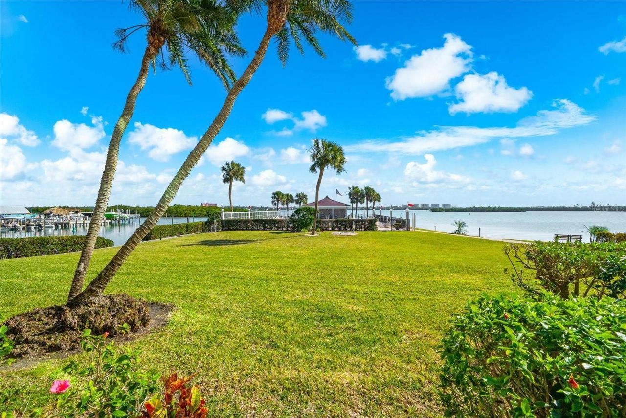 8897 Midnight Pass Road, Unit 105, Sarasota, FL 34242 Photo