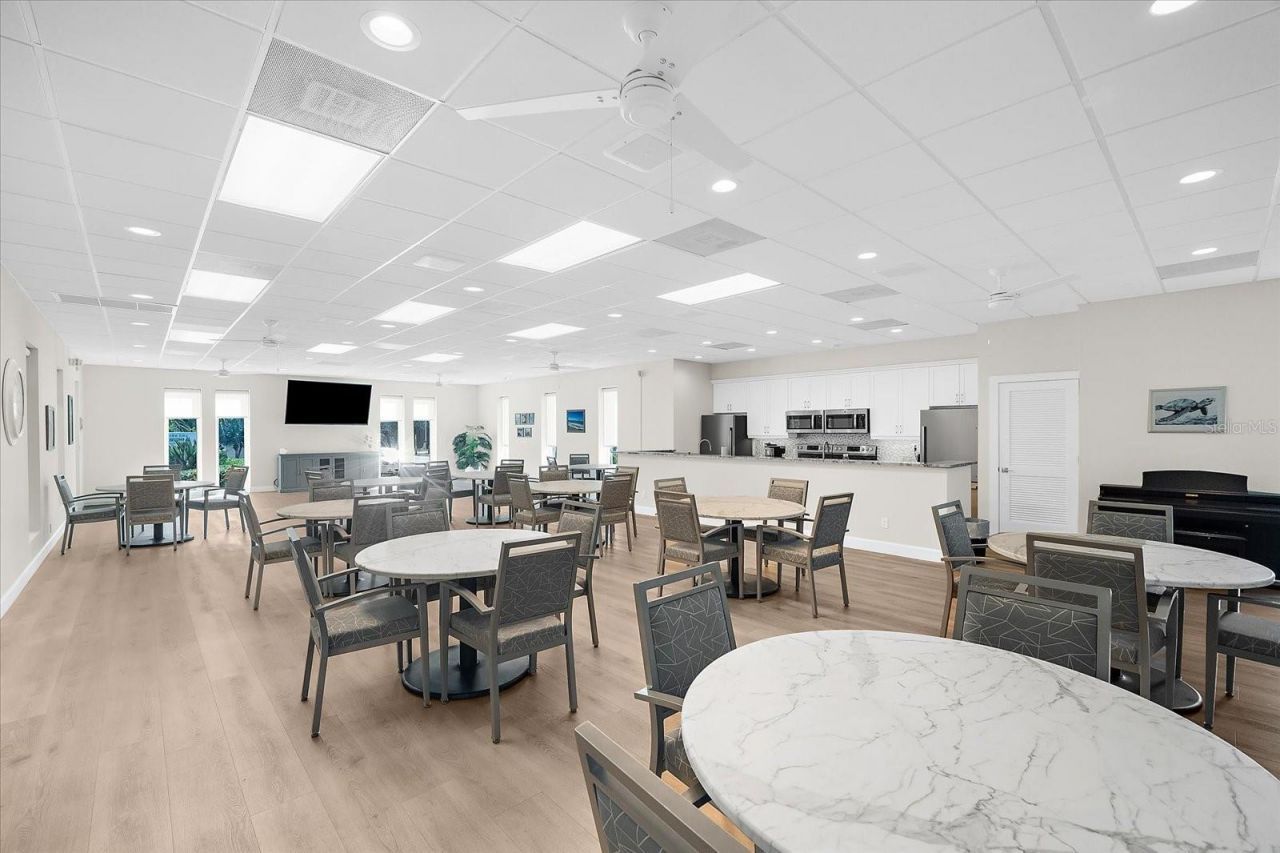 8897 Midnight Pass Road, Unit 105, Sarasota, FL 34242 Photo