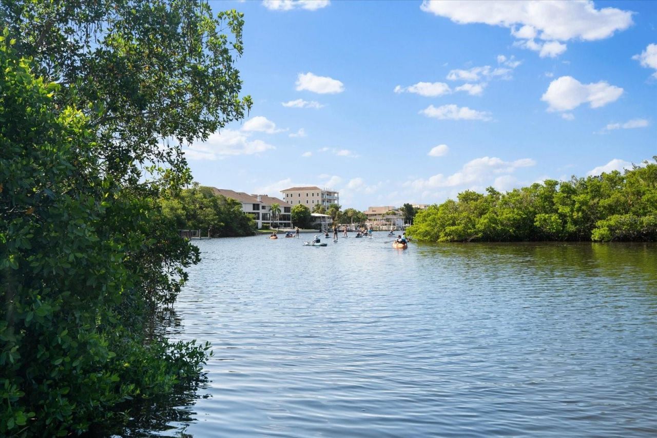 8897 Midnight Pass Road, Unit 105, Sarasota, FL 34242 Photo