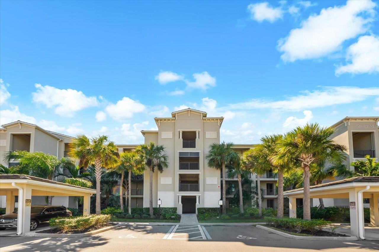 17626 Gawthrop Drive, Unit 207, Bradenton, FL 34211 Photo