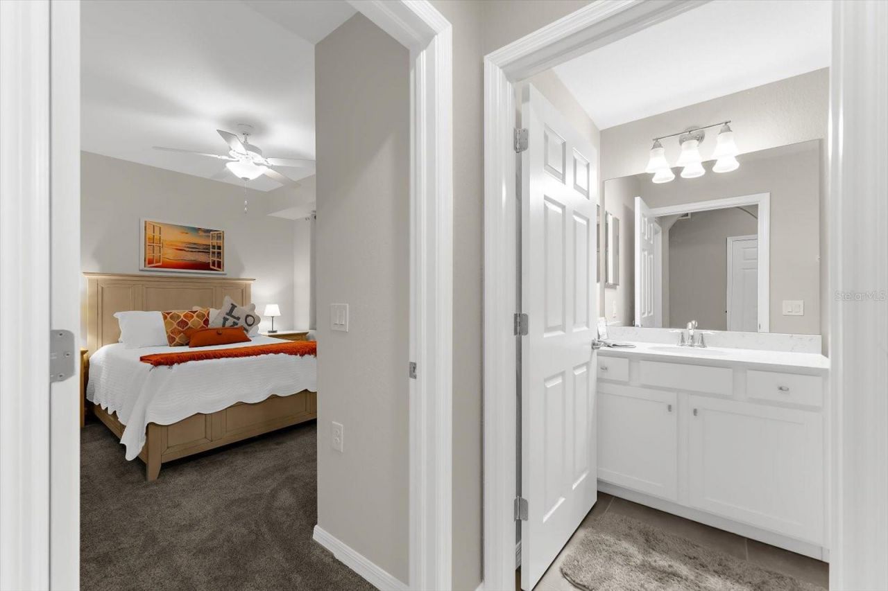 17626 Gawthrop Drive, Unit 207, Bradenton, FL 34211 Photo