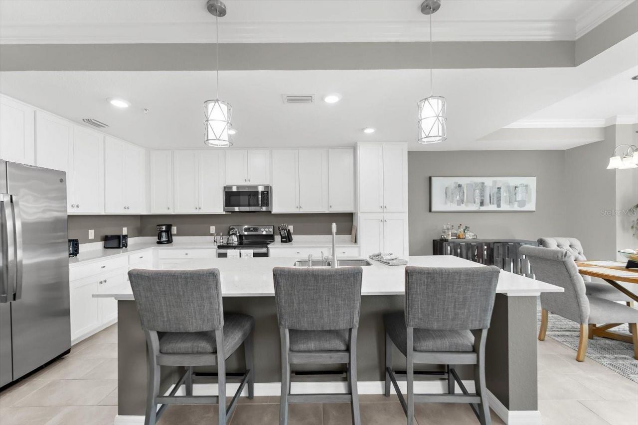 17626 Gawthrop Drive, Unit 207, Bradenton, FL 34211 Photo