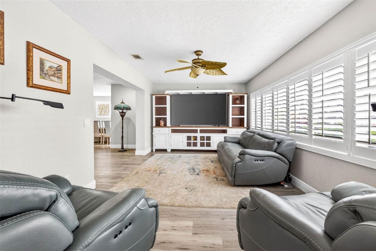 8718 Tahiti Lane, Tampa, FL 33615 Photo