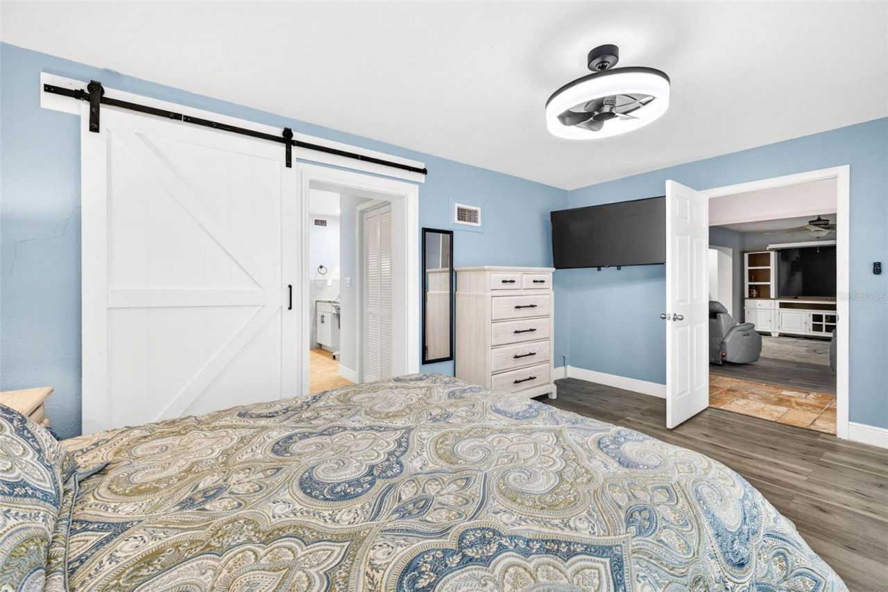 8718 Tahiti Lane, Tampa, FL 33615 Photo