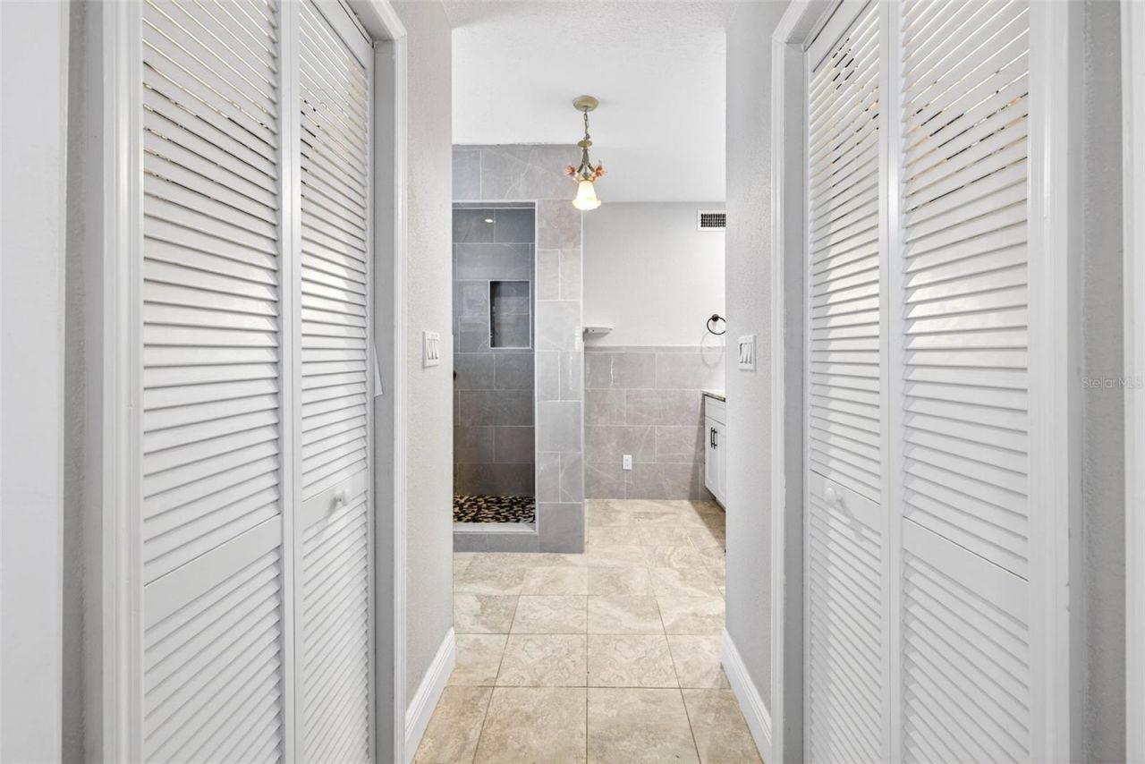 8718 Tahiti Lane, Tampa, FL 33615 Photo