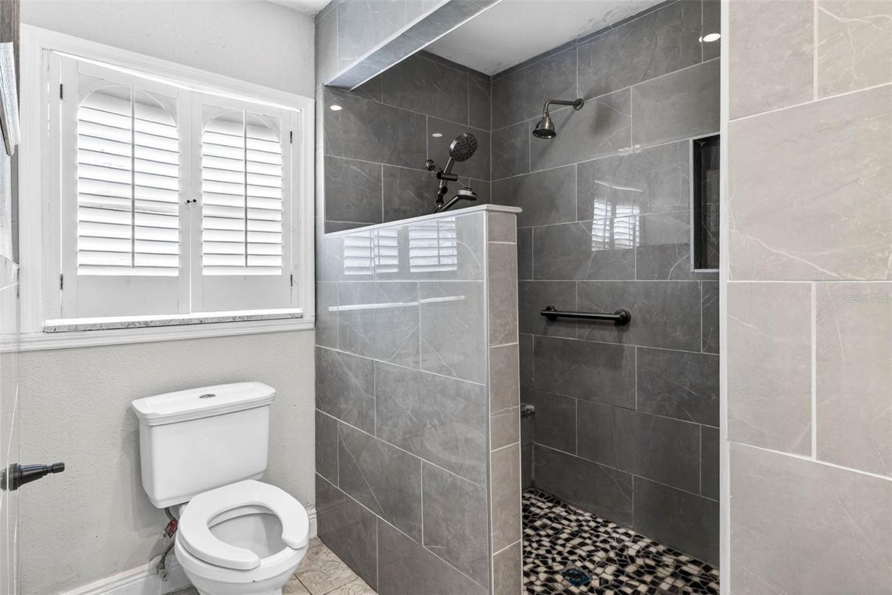 8718 Tahiti Lane, Tampa, FL 33615 Photo