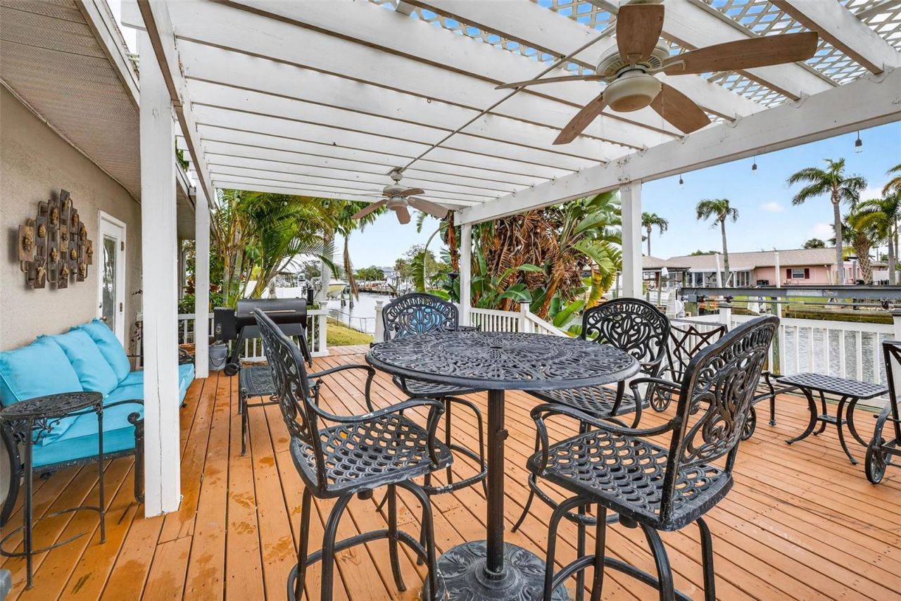 8718 Tahiti Lane, Tampa, FL 33615 Photo