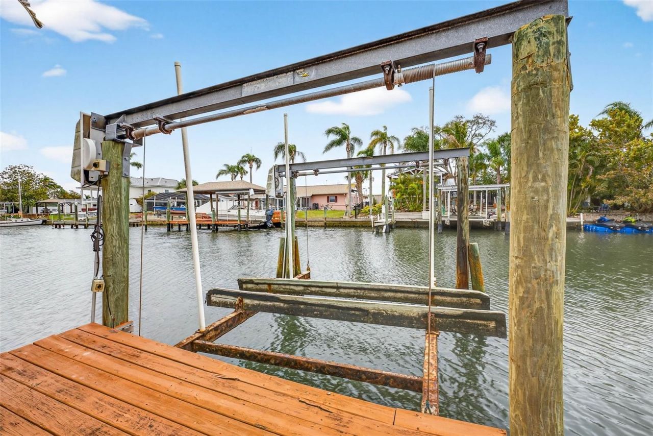 8718 Tahiti Lane, Tampa, FL 33615 Photo
