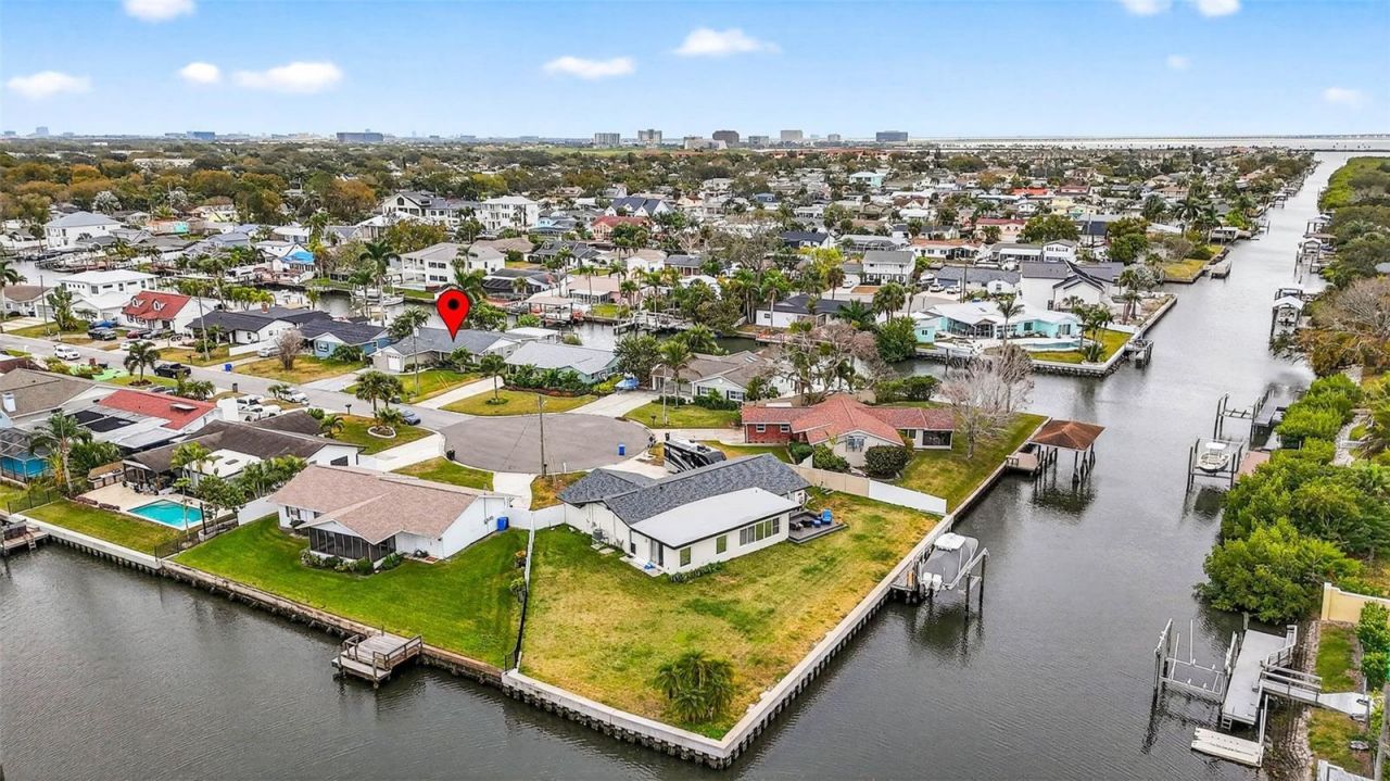 8718 Tahiti Lane, Tampa, FL 33615 Photo