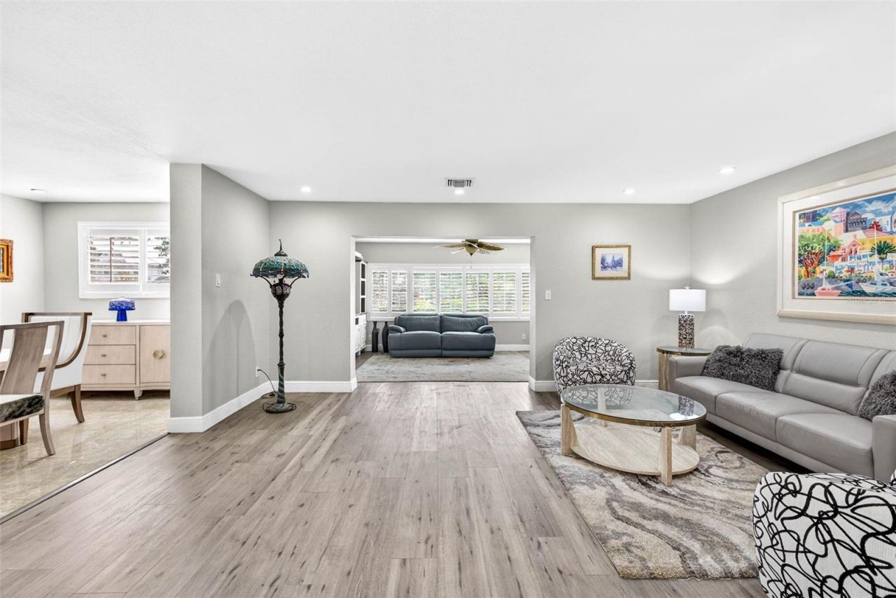 8718 Tahiti Lane, Tampa, FL 33615 Photo