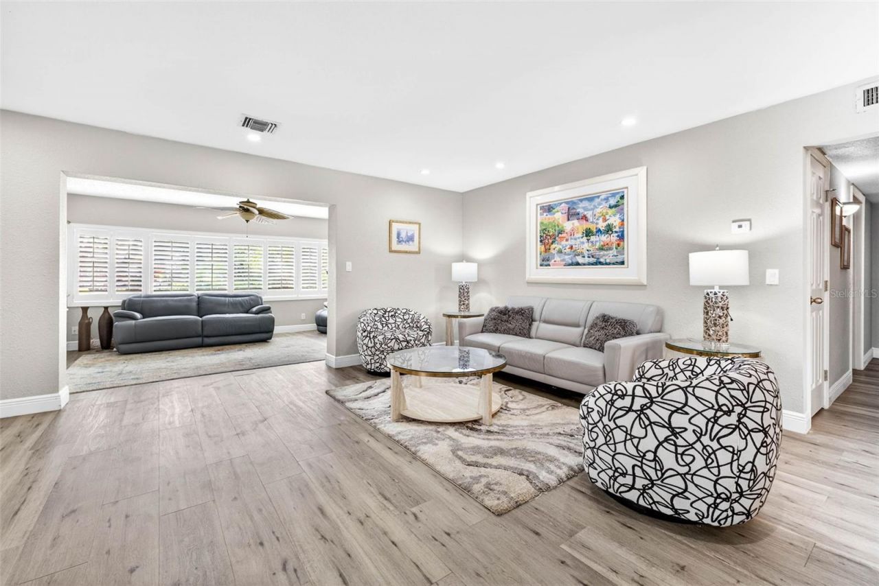 8718 Tahiti Lane, Tampa, FL 33615 Photo