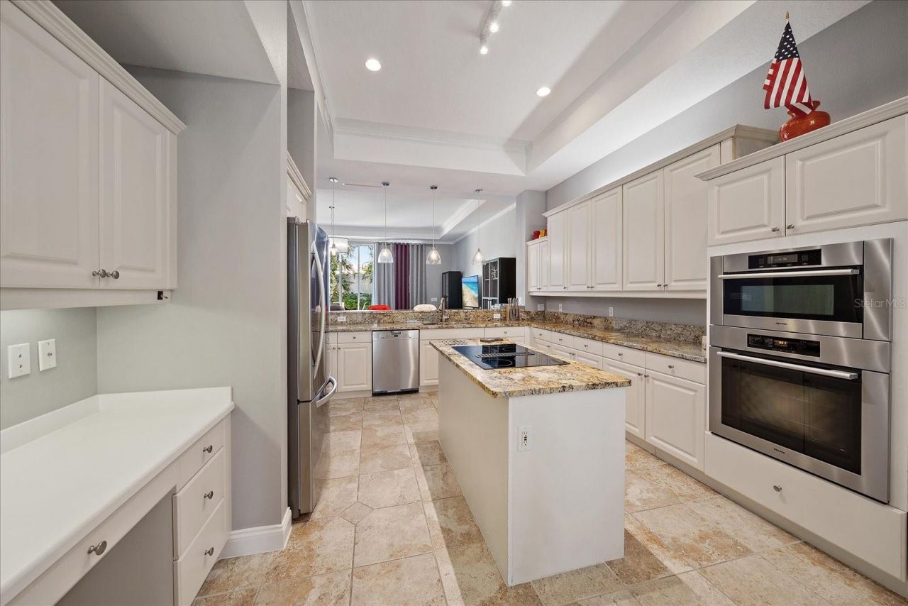 3405 54th Drive W, Unit 102, Bradenton, FL 34210 Photo