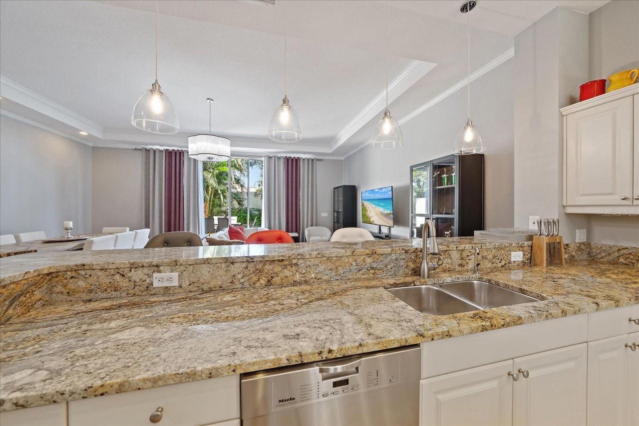 3405 54th Drive W, Unit 102, Bradenton, FL 34210 Photo