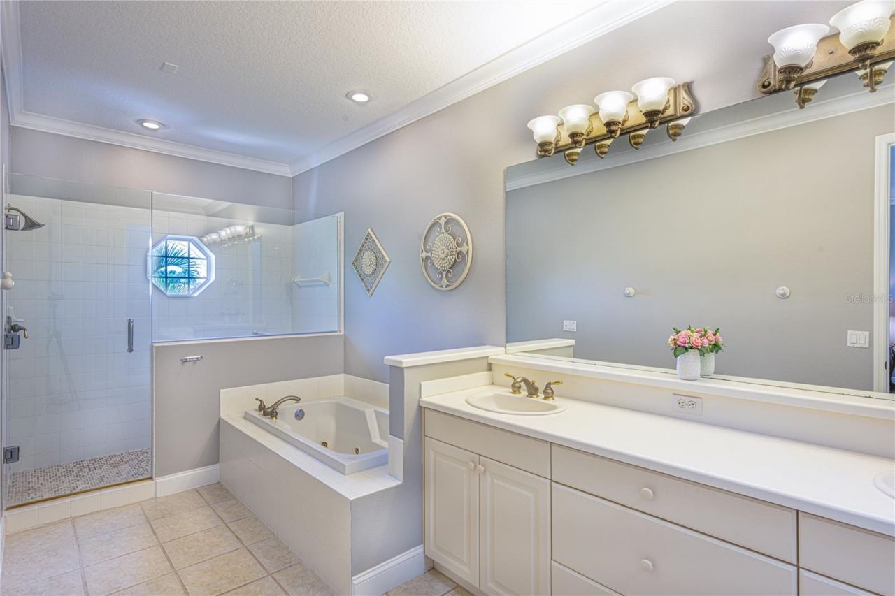 3405 54th Drive W, Unit 102, Bradenton, FL 34210 Photo