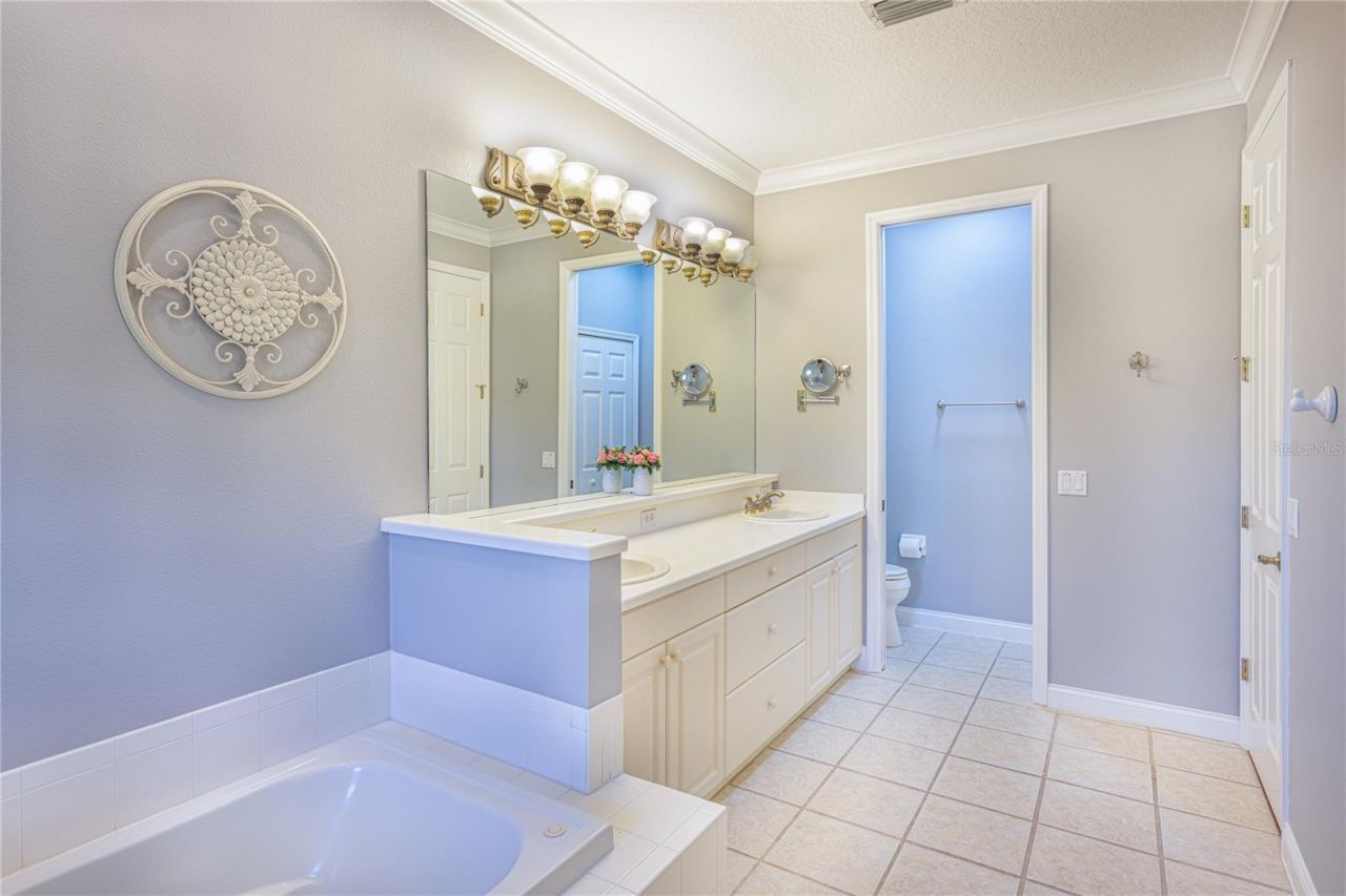 3405 54th Drive W, Unit 102, Bradenton, FL 34210 Photo