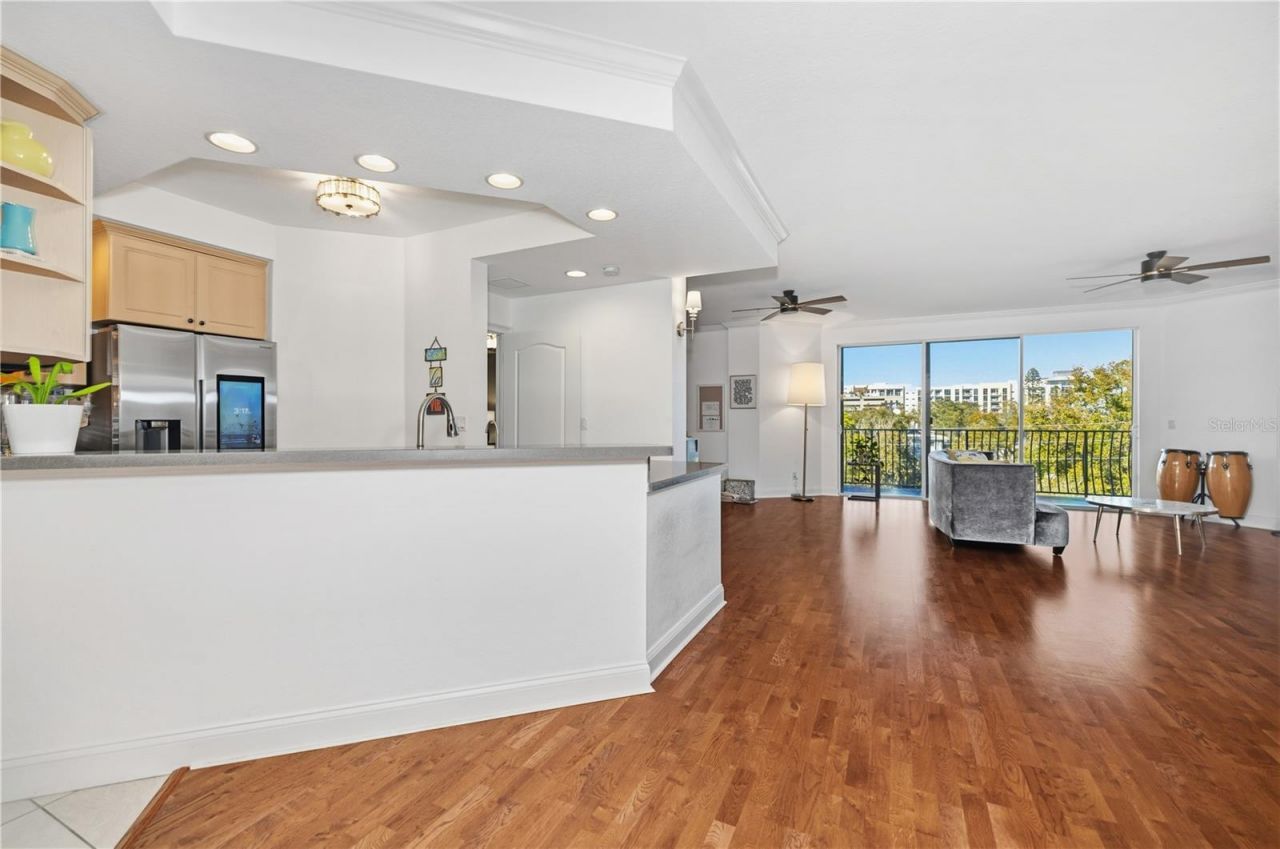 750 4th Avenue S, Unit 403C, Saint Petersburg, FL 33701 Photo