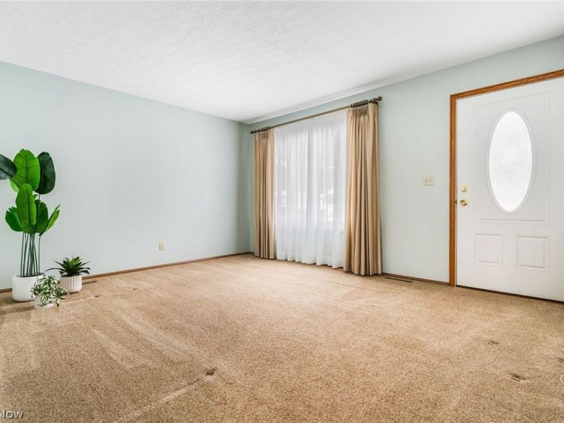 3388 Symphony Lane, New Franklin, OH 44216 Photo 10