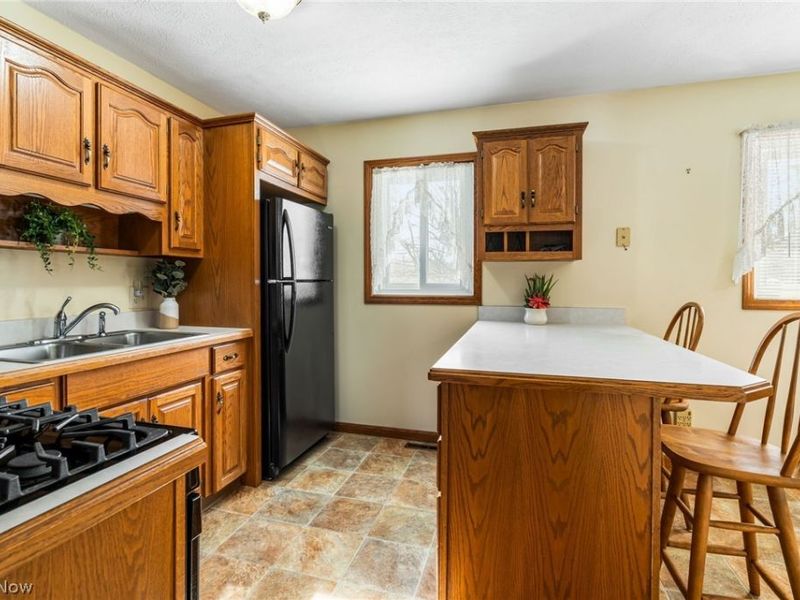 3388 Symphony Lane, New Franklin, OH 44216 Photo 11