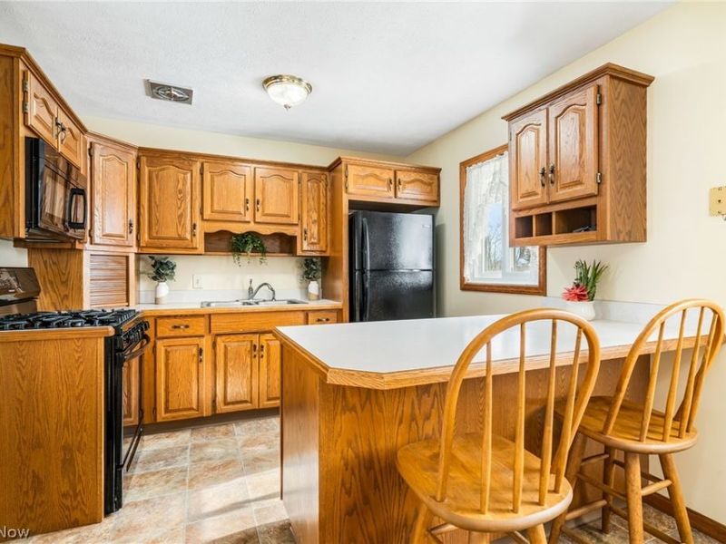 3388 Symphony Lane, New Franklin, OH 44216 Photo 12