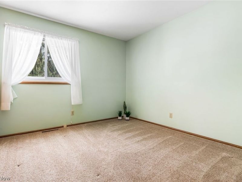 3388 Symphony Lane, New Franklin, OH 44216 Photo 18