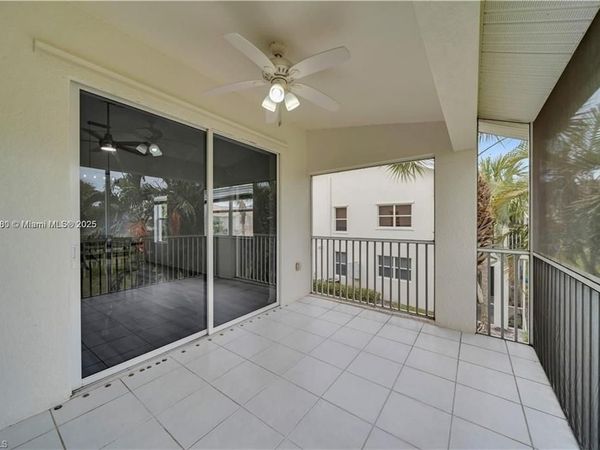 365 Stella Maris DR N, Unit 2905, NAPLES, FL 34114