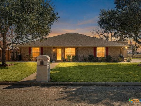 1601 Sunset Circle , Cameron, TX 76520